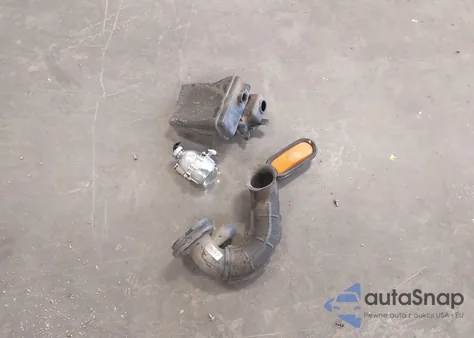 2016 Chrysler 200 Lx from USA, damaged, VIN 1C3CCCFB8GN135162